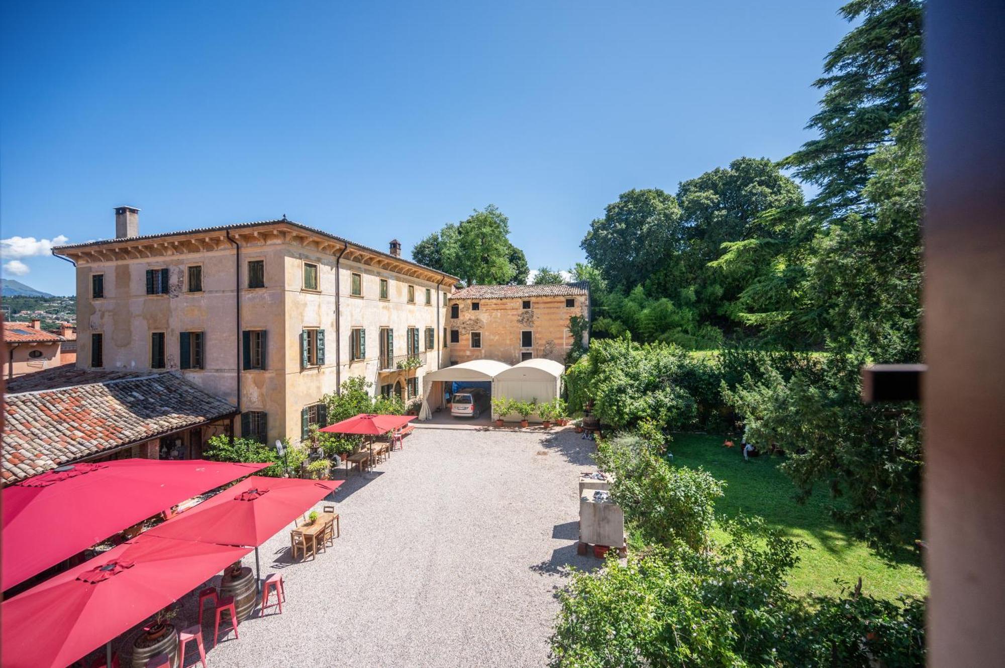 Villa Calicantus Бардоліно Екстер'єр фото